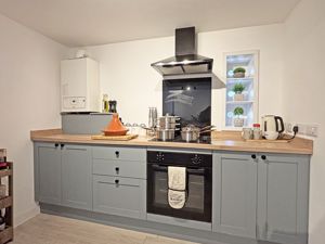 Photo 13- click for photo gallery